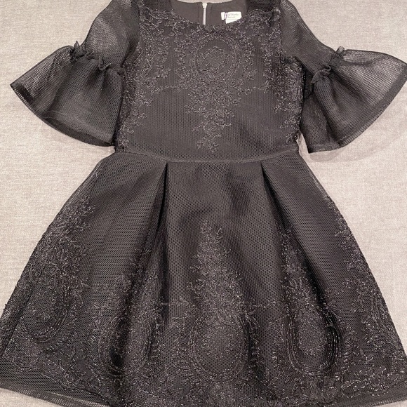 New David Charles Mesh Floral Dress - Picture 2 of 5